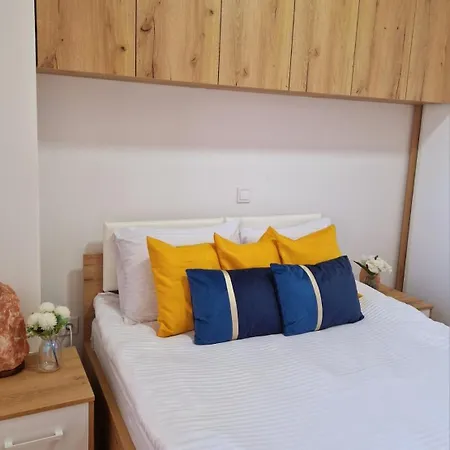 Апартаменти Urban Garden *