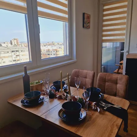 Апартаменти Urban Garden *