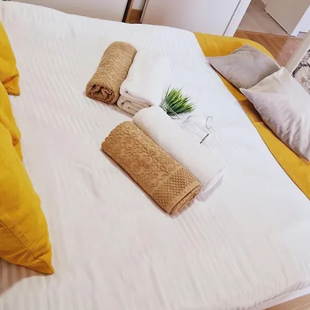 Apartment Urban Garden